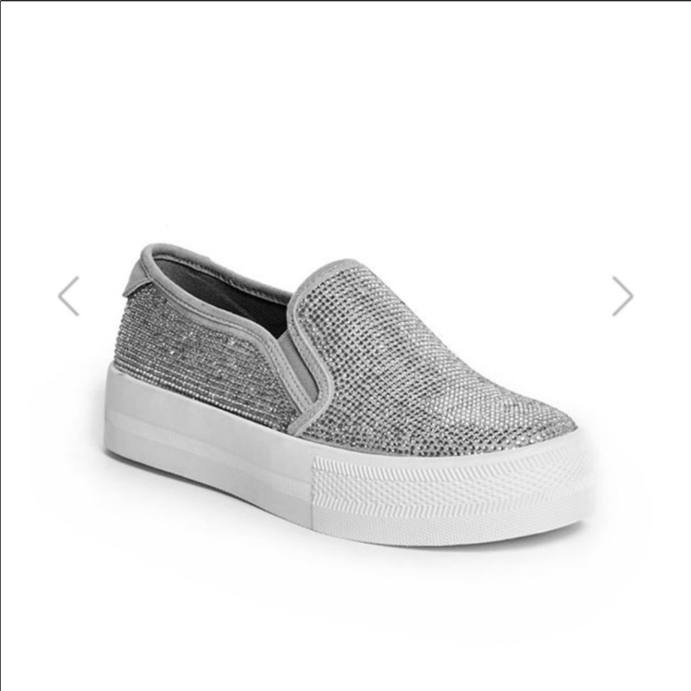 Play form Sneakers